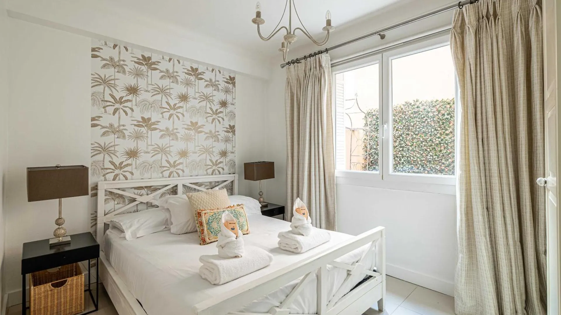 Cosy 2-Bedroom Apartment - Close To Martinez Hotel Cannes 0*,  France