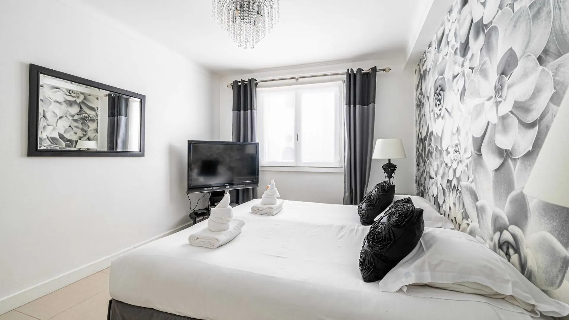 Cosy 2-Bedroom Apartment - Close To Martinez Hotel Cannes France